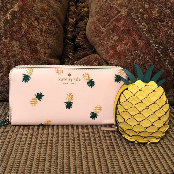 NWT Kate Spade Pineapple Marlee Large Zip Wallet Pineapple Novelty Coin Purse Bags